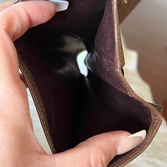 🤎 Authentic Gucci Wallet - Picture 8 of 11